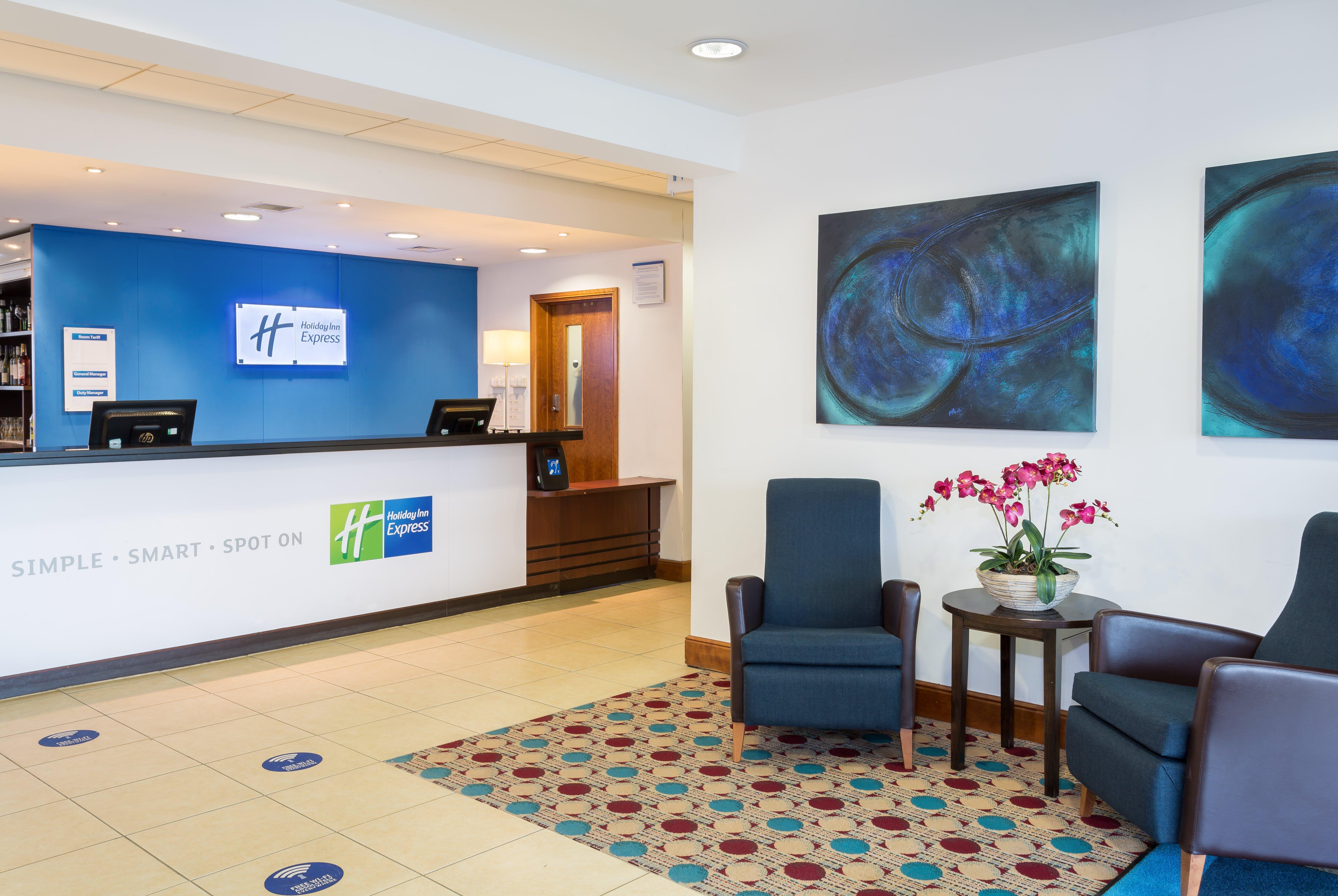 Holiday Inn Express Braintree By Ihg Luaran gambar