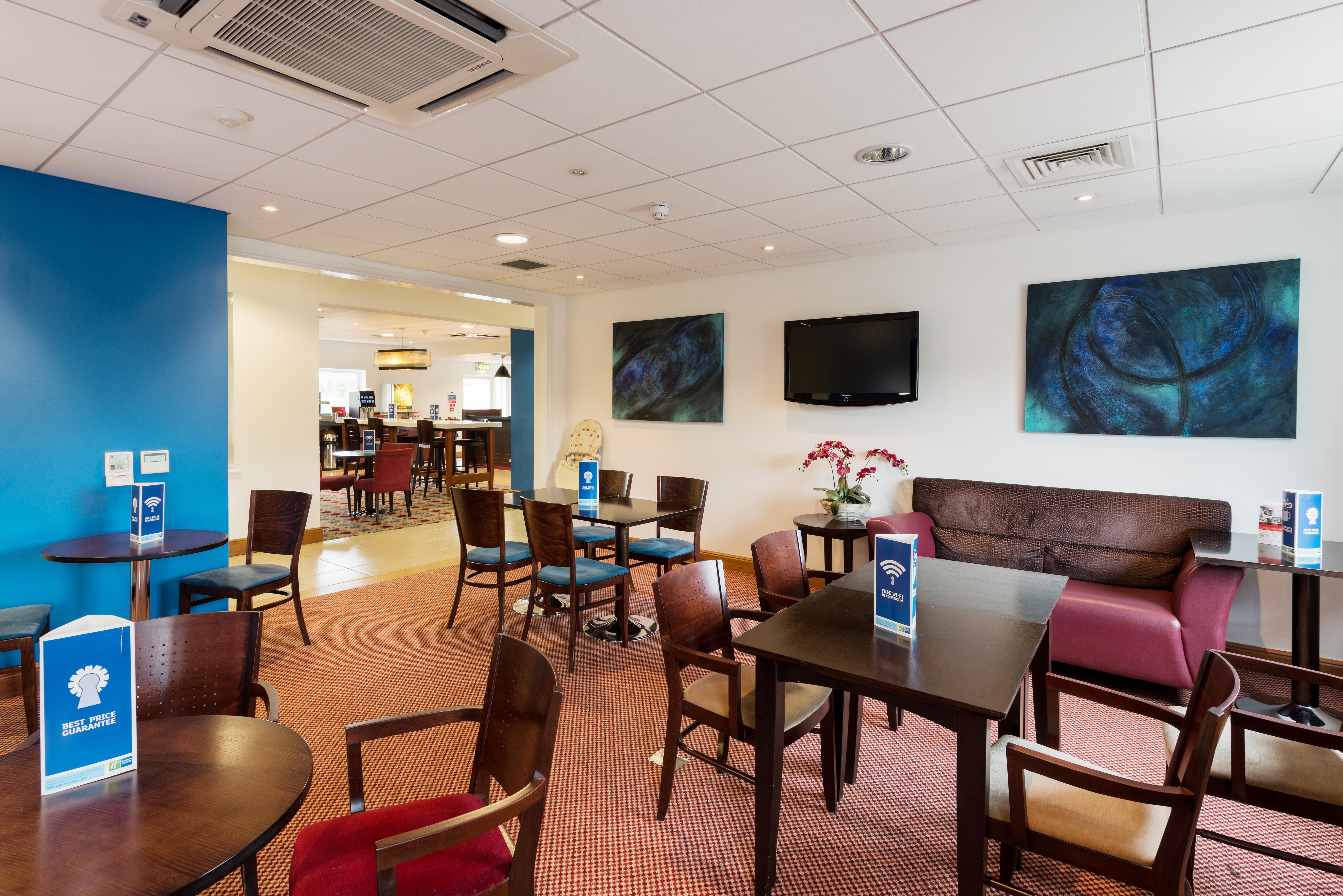Holiday Inn Express Braintree By Ihg Luaran gambar