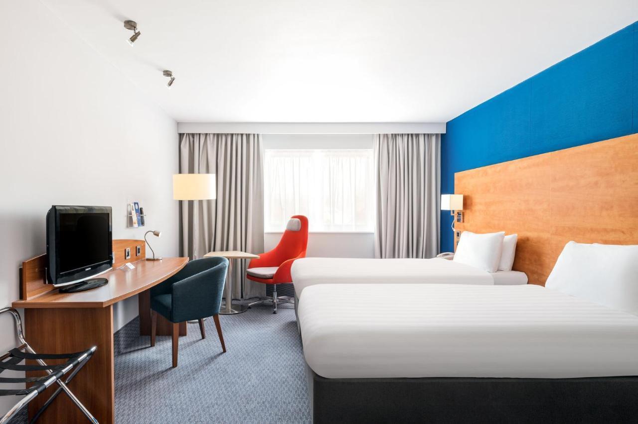 Holiday Inn Express Braintree By Ihg Luaran gambar
