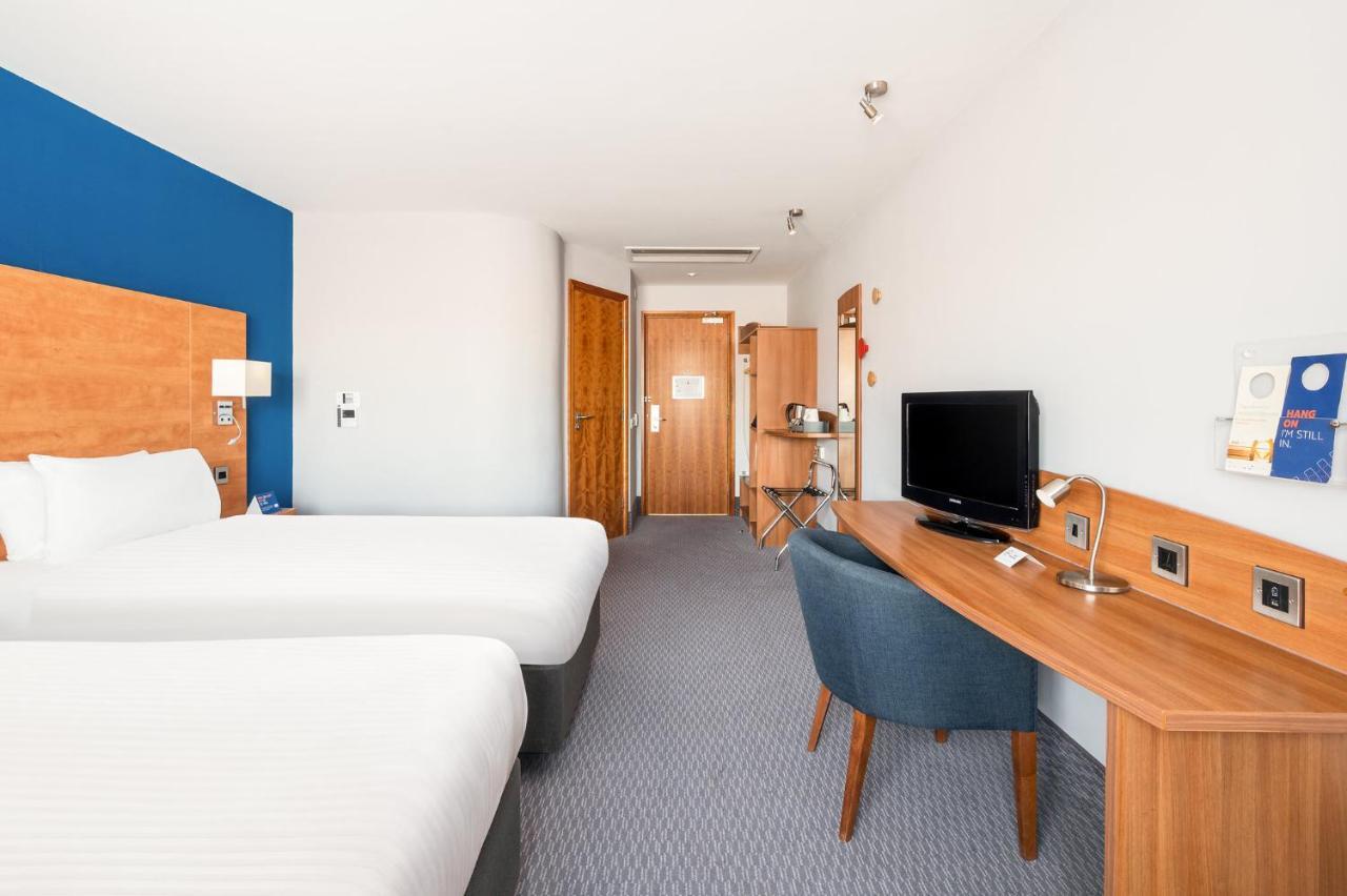 Holiday Inn Express Braintree By Ihg Luaran gambar