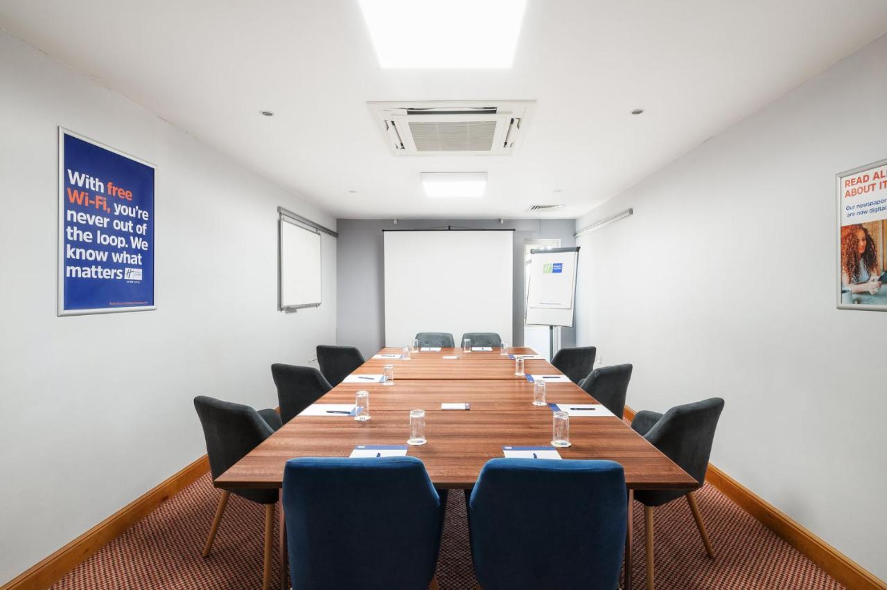 Holiday Inn Express Braintree By Ihg Luaran gambar