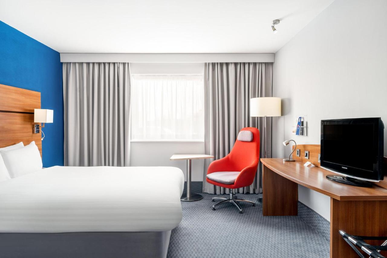 Holiday Inn Express Braintree By Ihg Luaran gambar