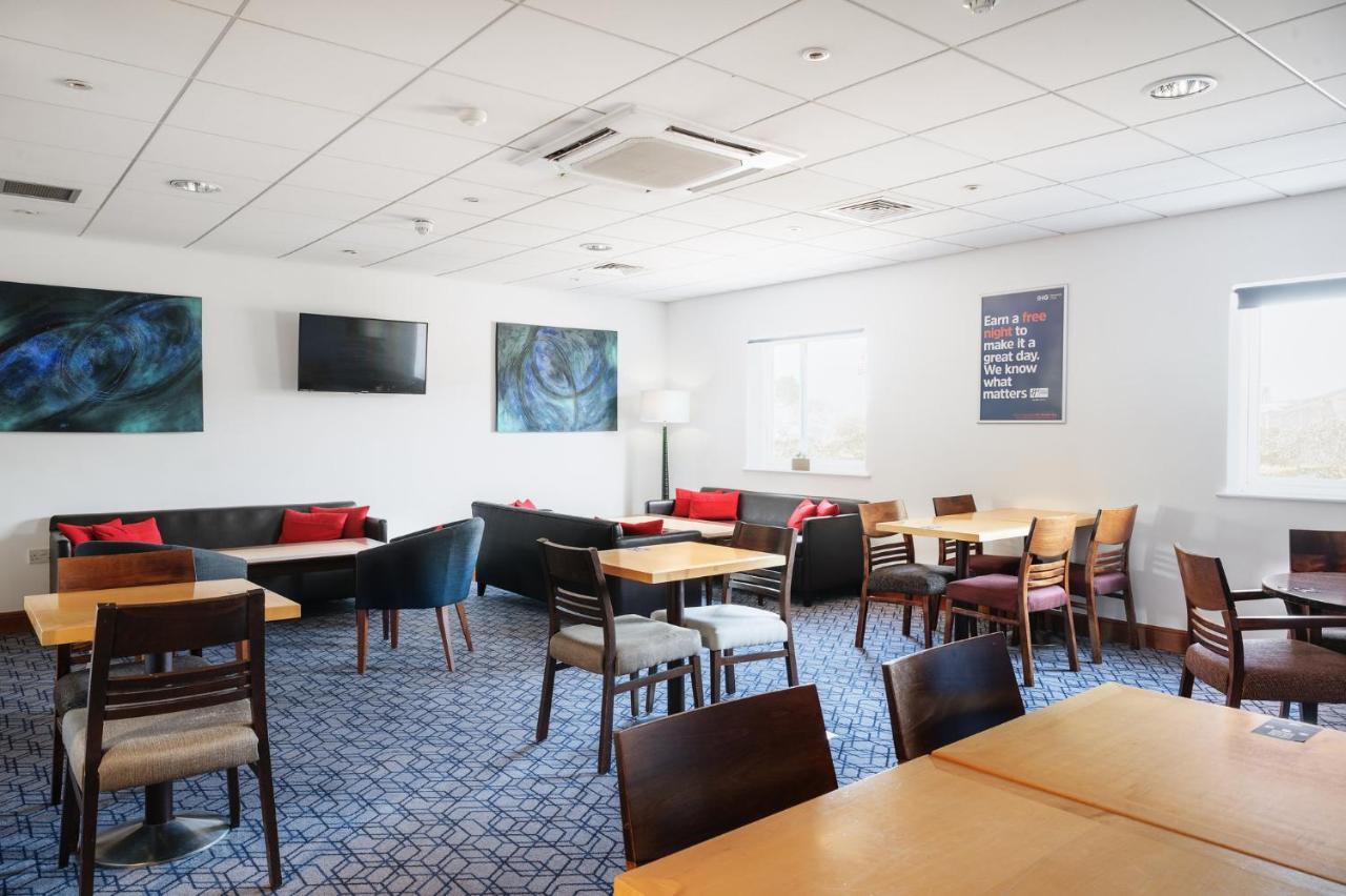Holiday Inn Express Braintree By Ihg Luaran gambar